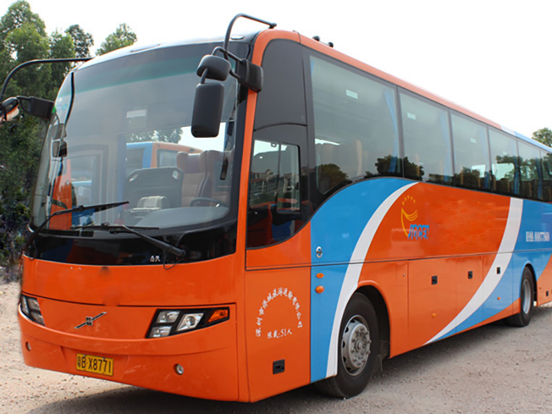 豪华大巴旅游出租